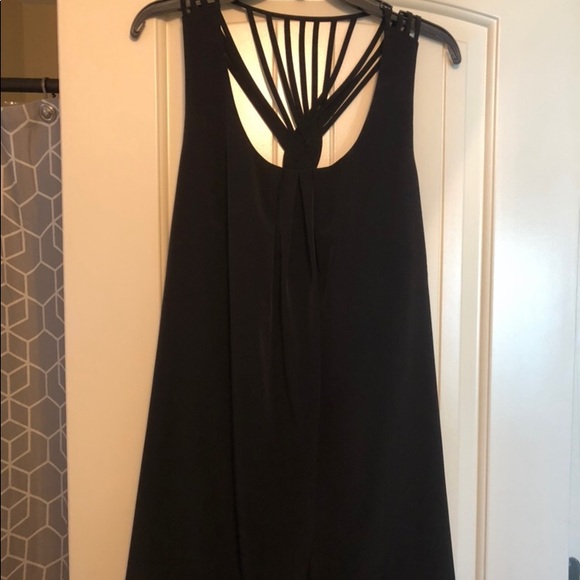 Jessica Simpson Black Twist Back Shift Dress - Picture 2 of 5